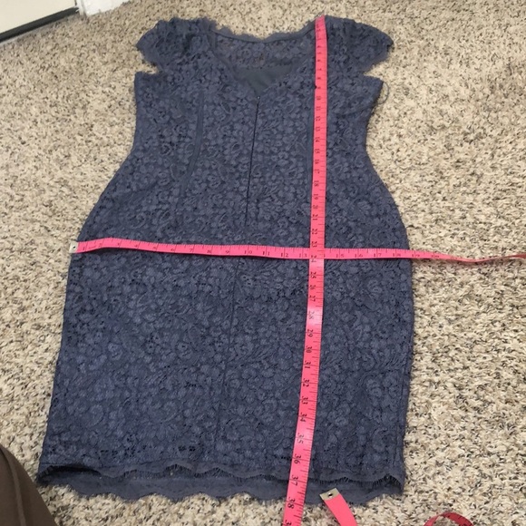 Adrianna Pappell Dress Size 6 Gray Floral Eyelash Lace - Picture 11 of 11